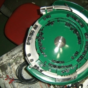 BOWL FEEDER